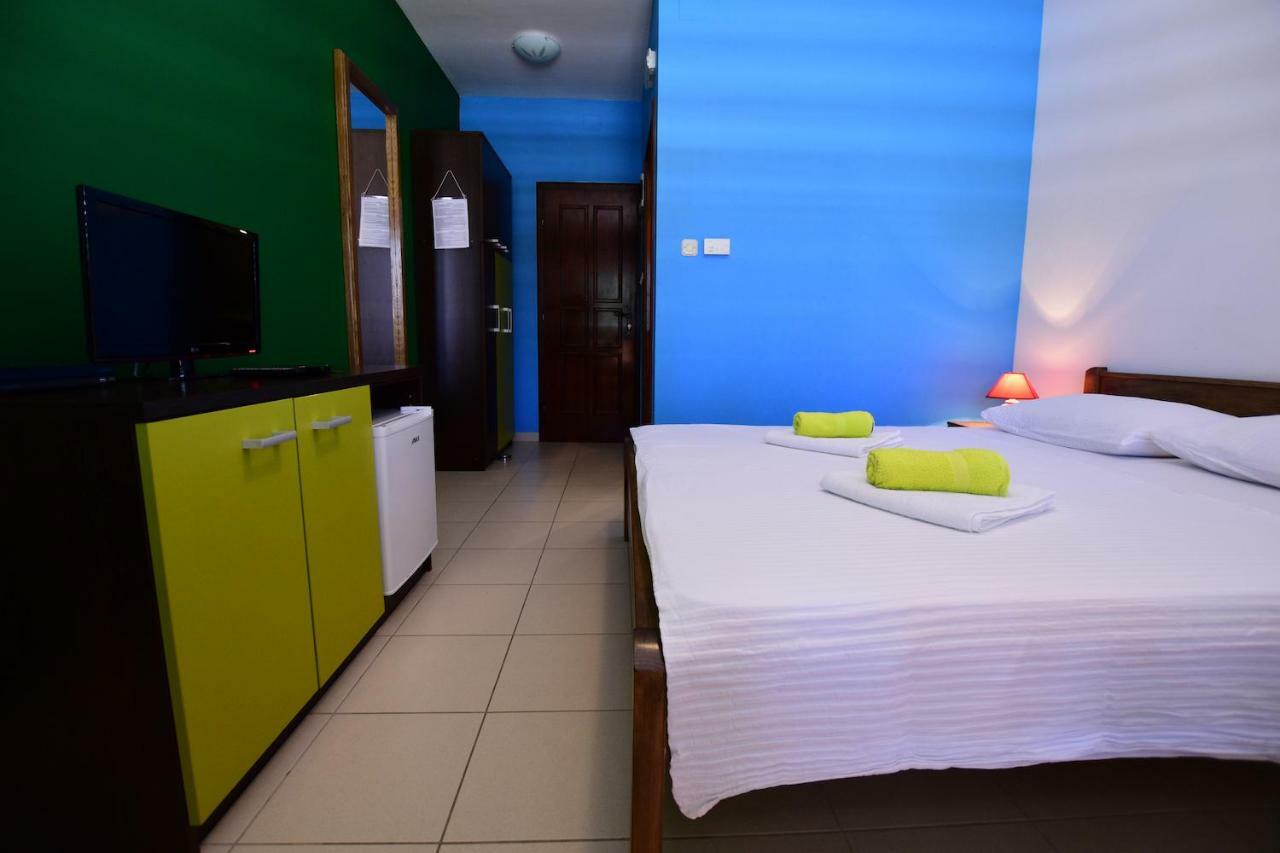 Pansion Hrga Hotel Vodice Buitenkant foto